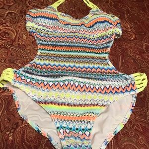 OP MONOKINI CROCHET SIZE 11-13